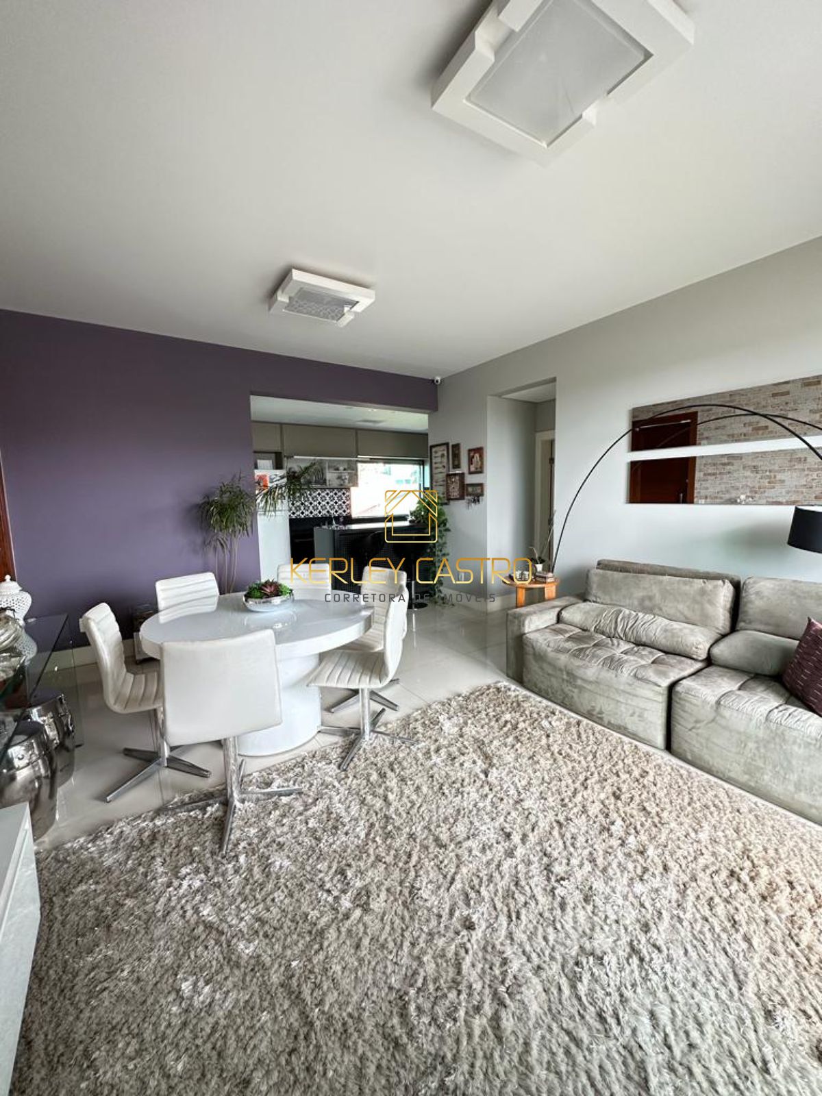 VENDO LINDO APARTAMENTO PLANEJADO NO BAIRRO MANGABEIRAS 